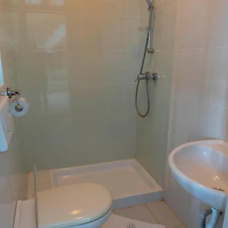 Dionisia * גאסרי