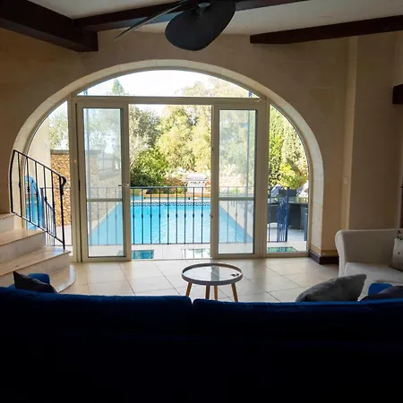 Dionisia בית נופש גאסרי